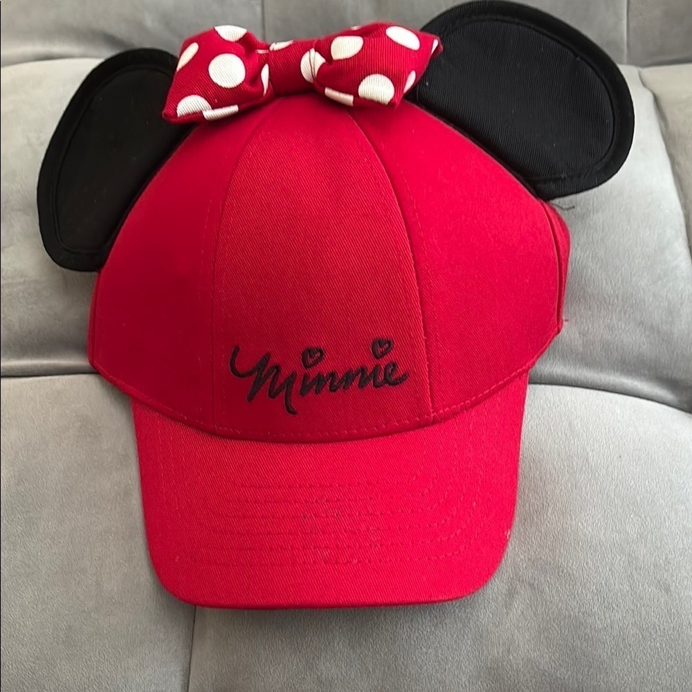 Disney Red Minnie Mouse Cap with Bow NWT